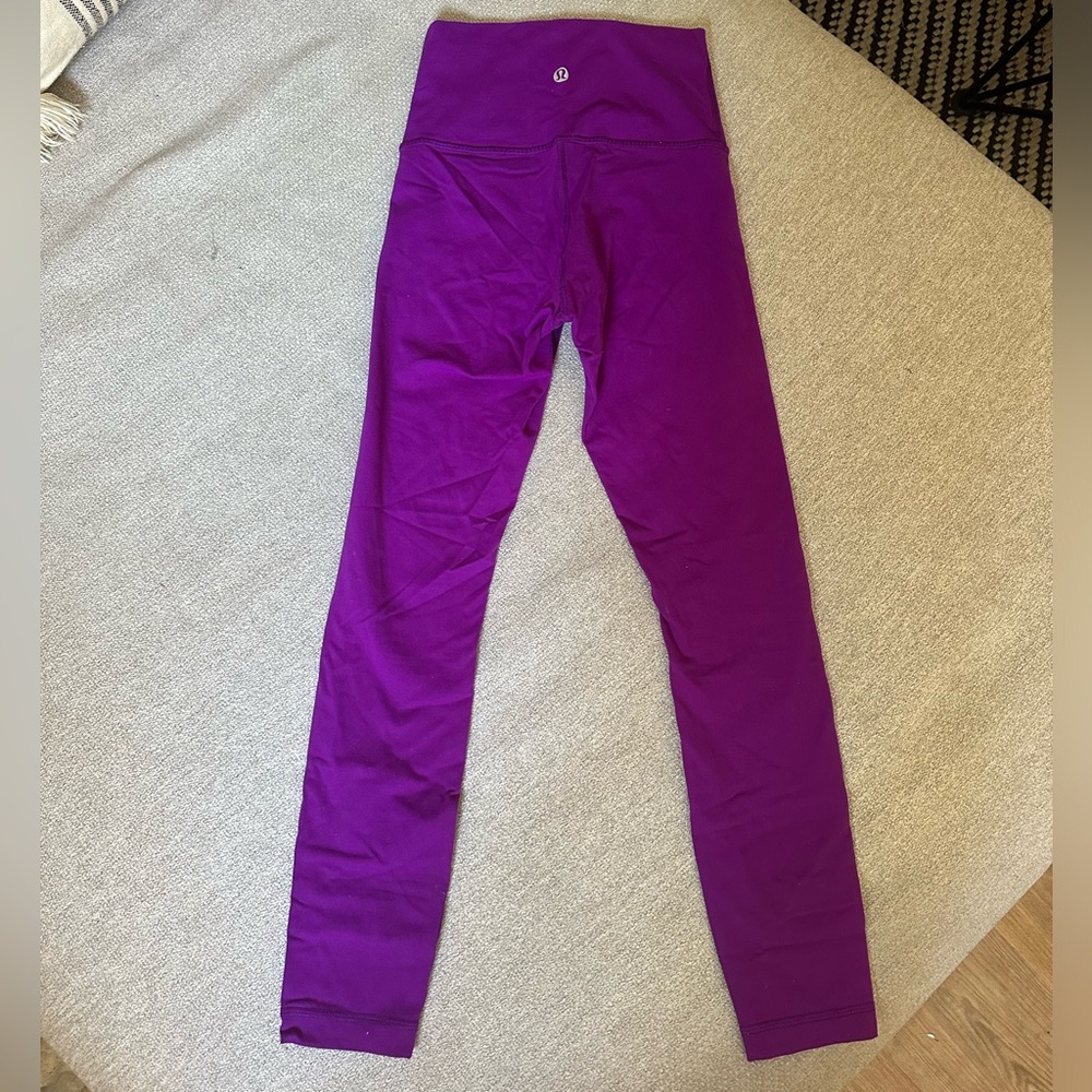 Size 2 fushia lululemon leggings